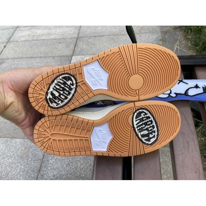 Carpet Company x SB Dunk High "Royal Pulse"
