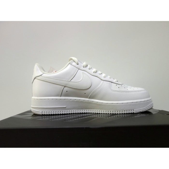 Nike Air Force 1 White x Supreme