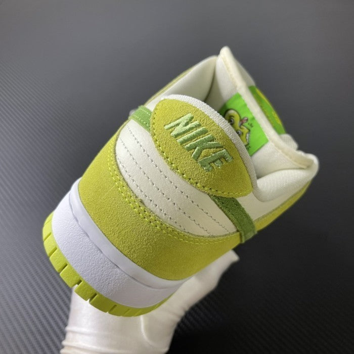 Nike SB Dunk Low Sour Apple/ Green Apple - DM0807-300