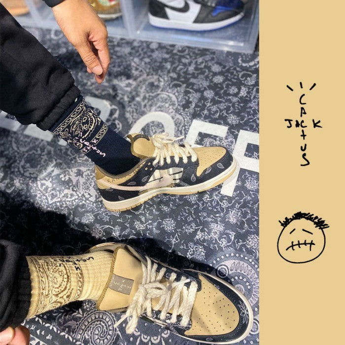 Kaos Kaki Travis Scott CACTUS JACK Nike SB Dunk Bandana Pattern Socks