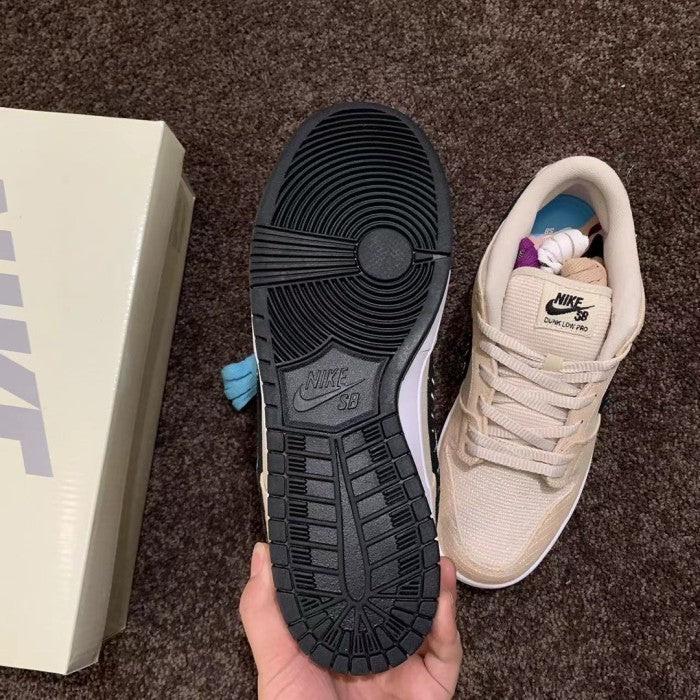 Albino & Preto x Nike SB Dunk Low