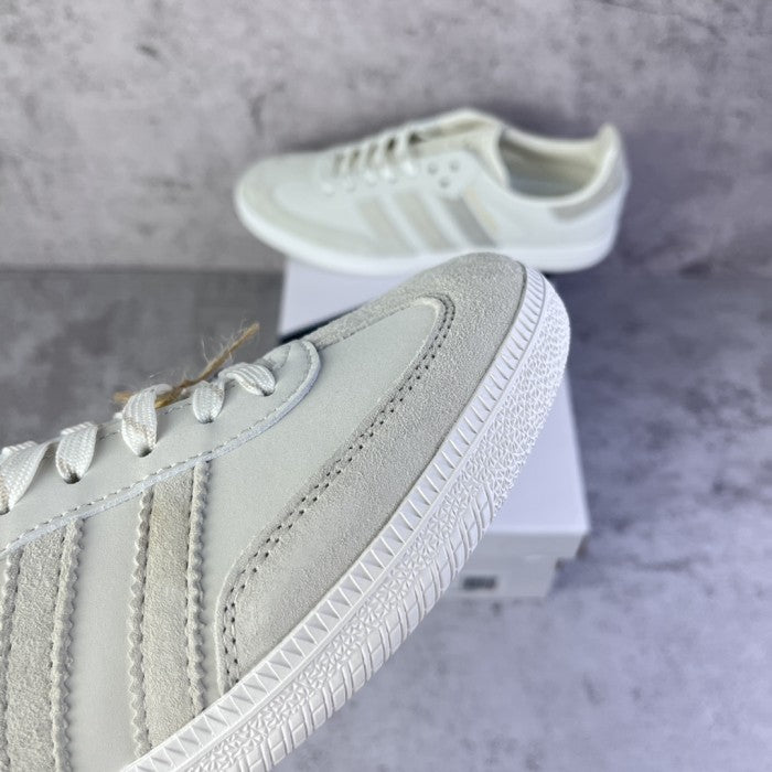 Kith x adidas Samba OG 'Classics Program - Cloud White' IH0090