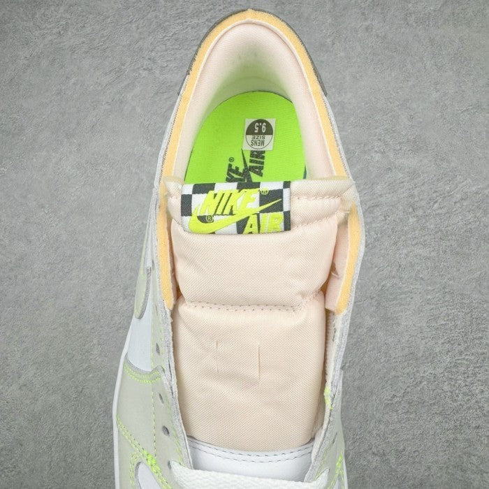 Air Jordan 1 Low OG 'Ghost Green' DM7837-103