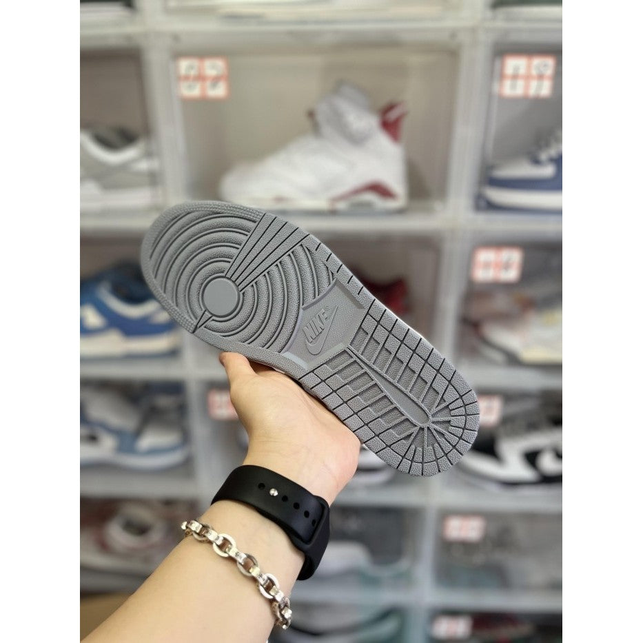 Air Jordan 1 Low Vintage Grey
