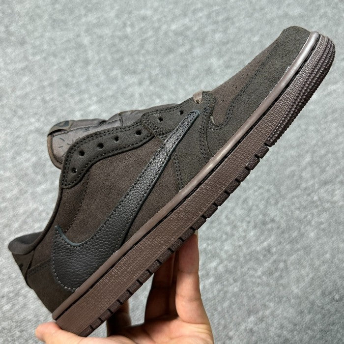 Travis Scott x Air Jordan 1 Low Velvet Brown