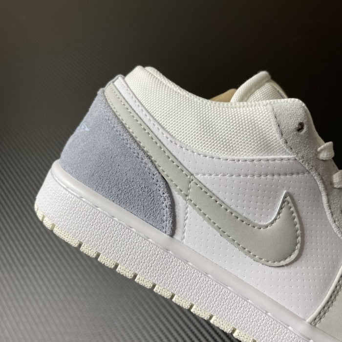 Air Jordan 1 Low 'Paris' CV3043-100
