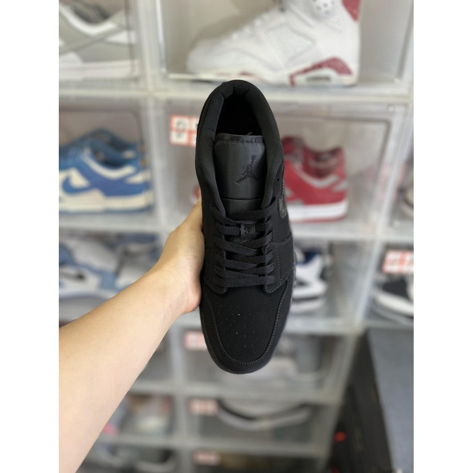 Air Jordan 1 Low Triple Black