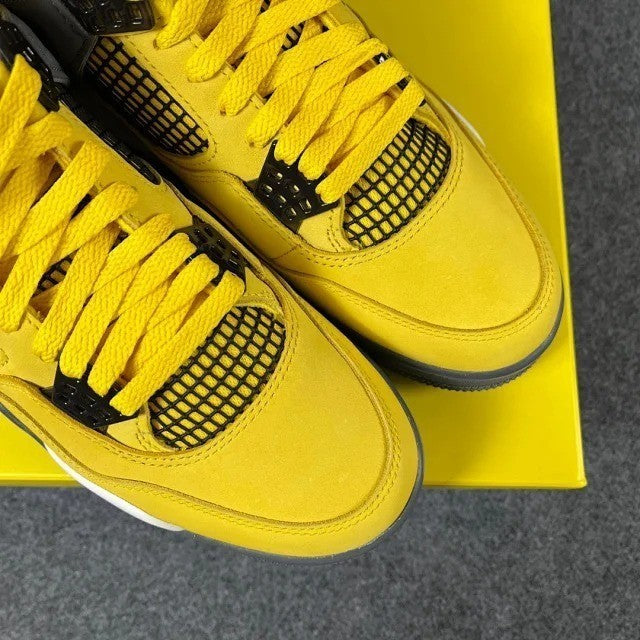 Air Jordan 4 Retro Lightning (2021)