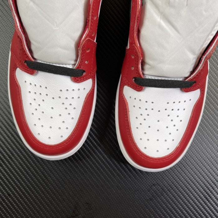 Air Jordan 1 High OG chicago (2015)