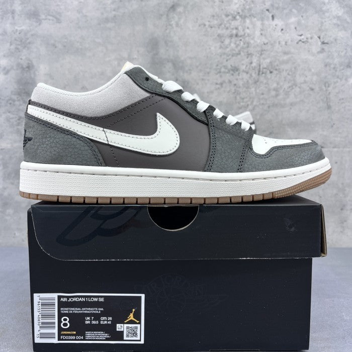 Air Jordan 1 Low 'SNKRS Day' (Korea) FD0399-004