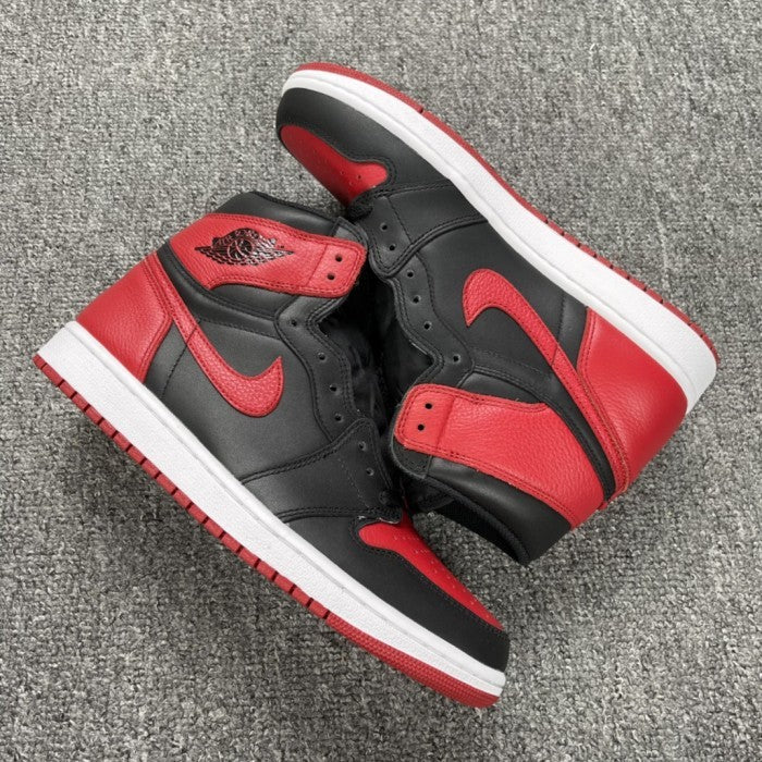 Air Jordan 1 Retro High Bred Banned (2016)