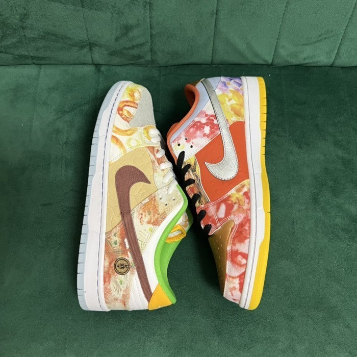 Nike SB Dunk Low Street Hawker