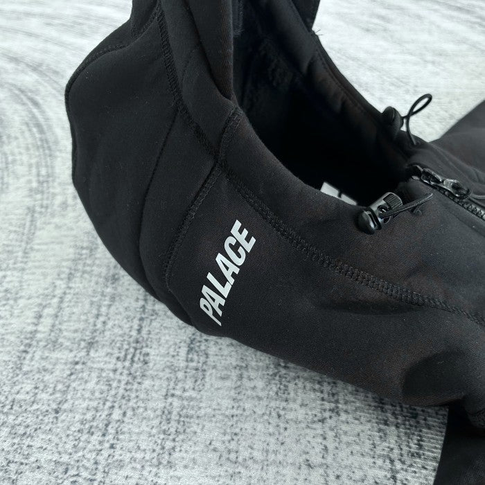 Palace Thermal Bonded Cap Hood Black