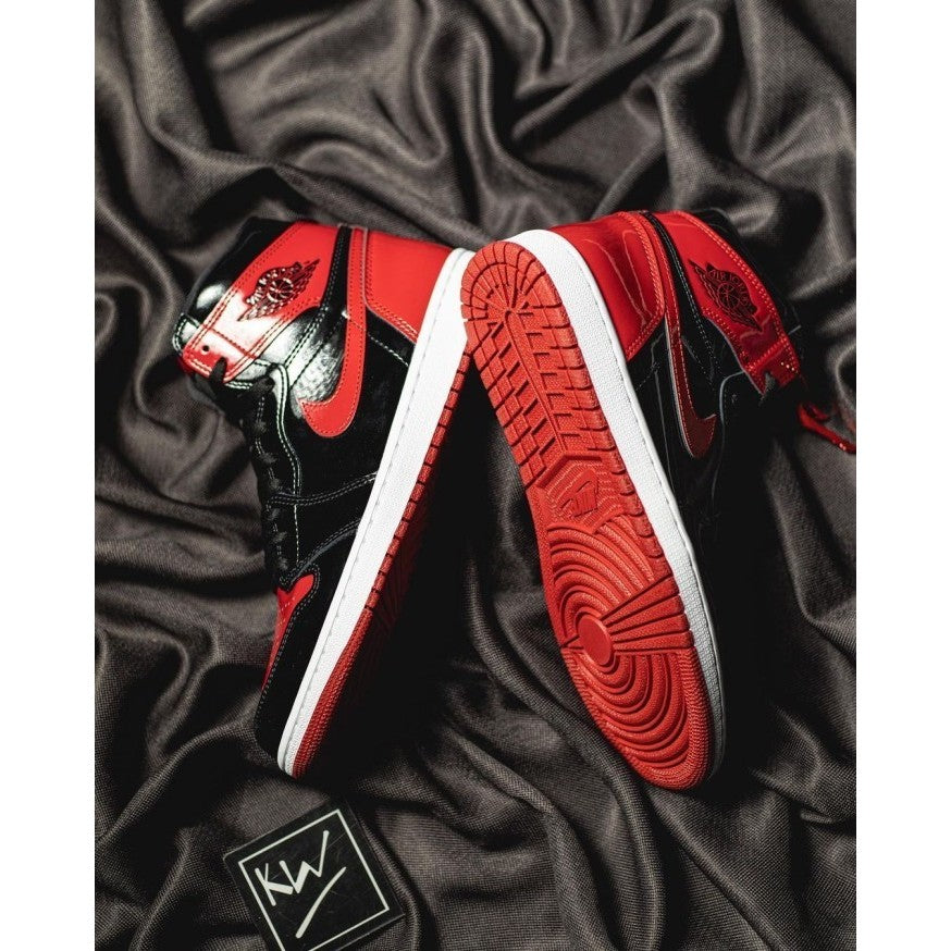 Air Jordan 1 Retro High Patent Bred