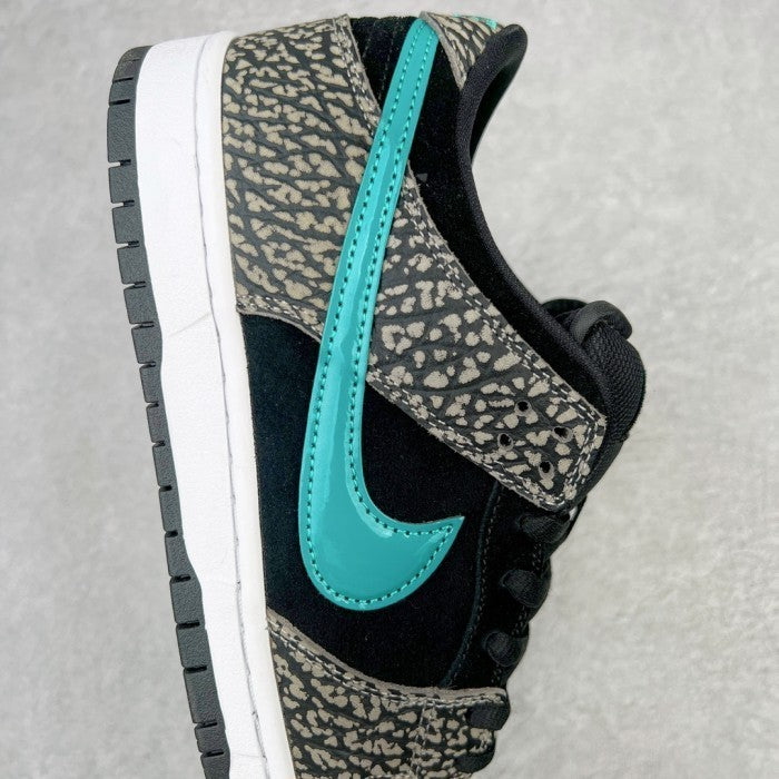 Nike SB Dunk Low atmos Elephant