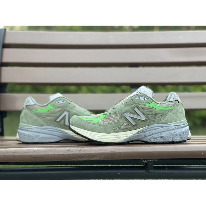 Patta x New Balance 990v3 MiUSA Keep Your Family Close Men's - M990PP3