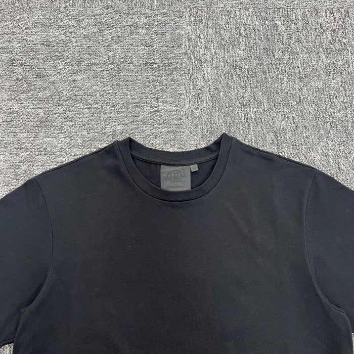 Syna World Outline T-Shirt - Black