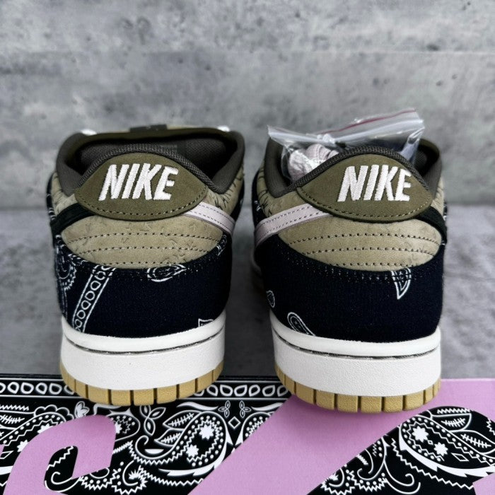 Travis Scott x Nike SB Dunk Low Cactus Jack
