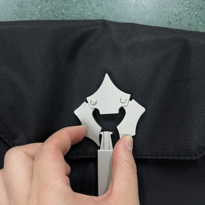 Trapstar London Cobra T Bag - Black/ Silver