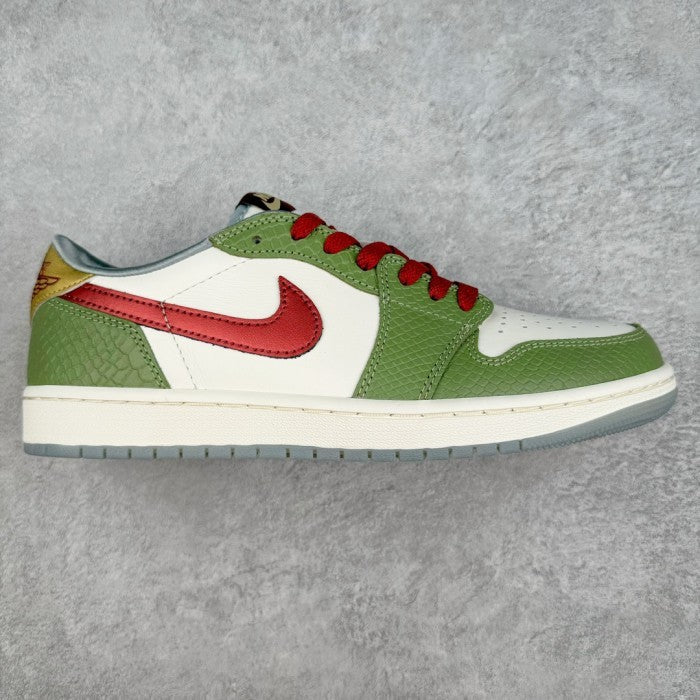 Air Jordan 1 Retro Low OG 'Year of the Dragon' FN3727-100