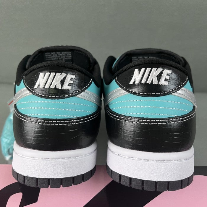 Diamond Supply Co. x Nike SB Dunk Low