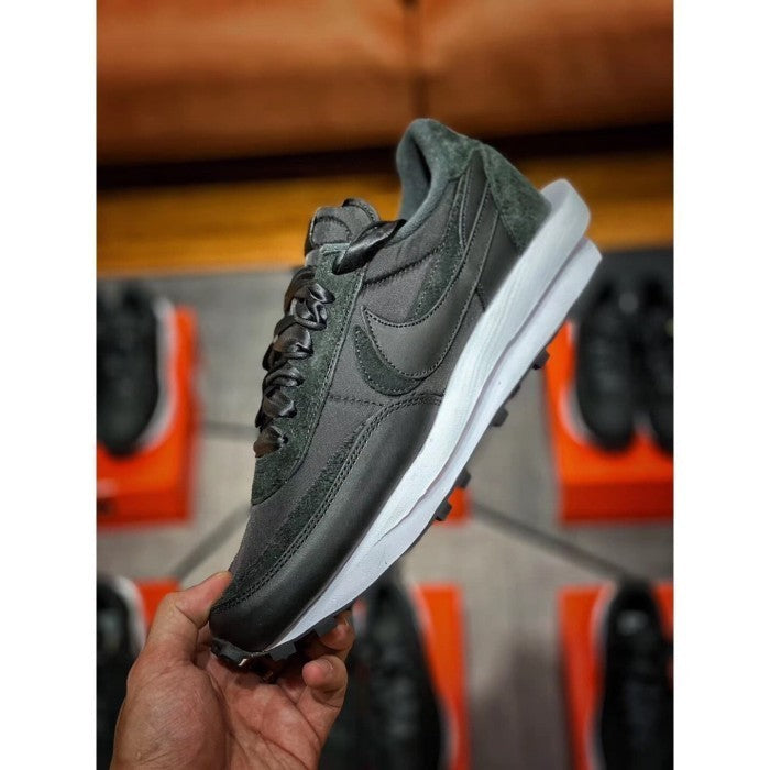 Sacai x Nike LD Waffle Nylon Black