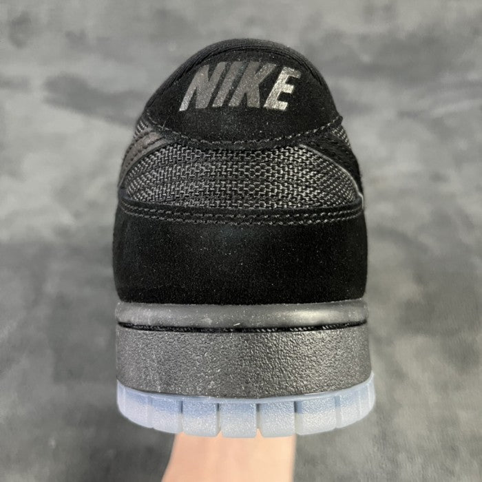 Undefeated x Nike Dunk Low SP 5 On It Black