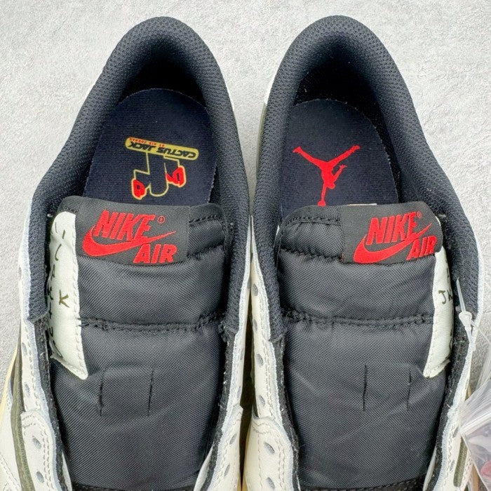 Travis Scott x Air Jordan 1 Low OG 'Olive' DZ4137-106