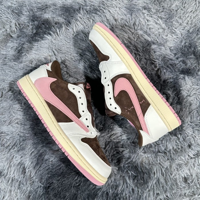Travis Scott x Air Jordan 1 Low 'Dark Pony/Pink Oxford' DZ4137-206