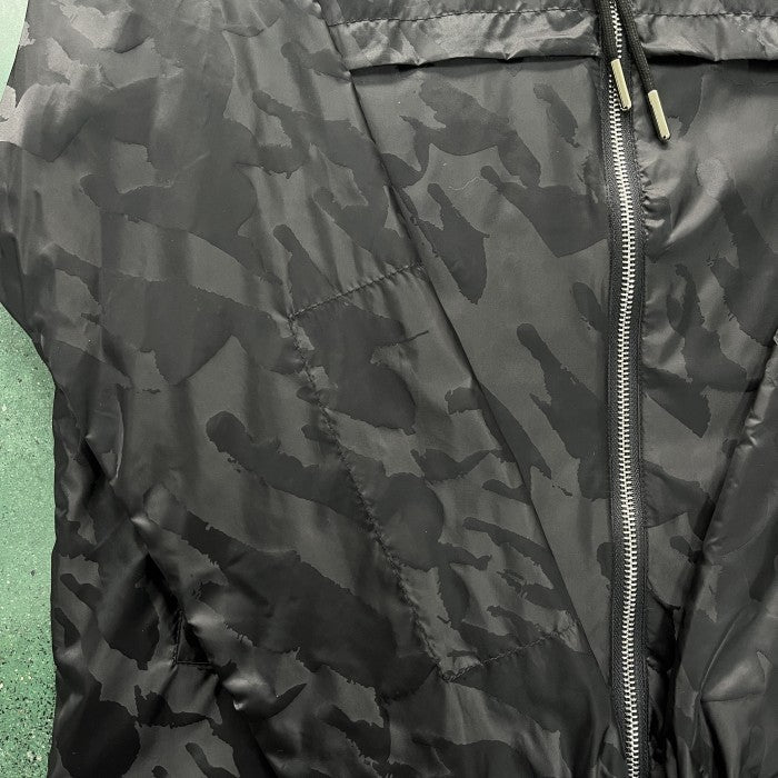 Trapstar Irongate T Jacquard Windbreaker - Black