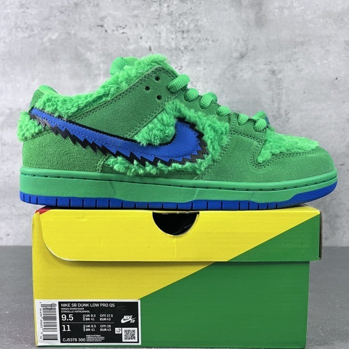 Grateful Dead x Nike SB Dunk Low Green Bear