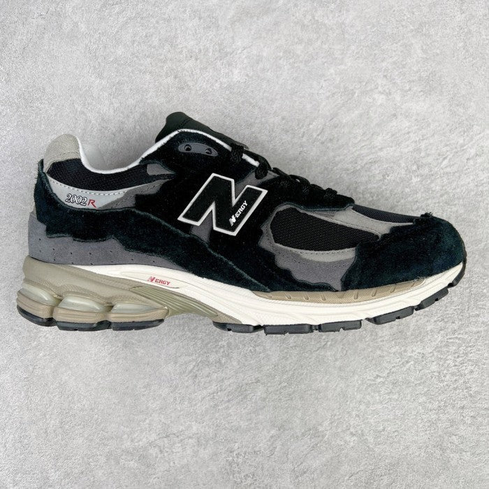New Balance 2002R Protection Pack Black Grey