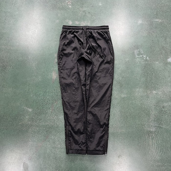 Trapstar Irongate 2.0 Shellsuit - Track Jacket & Pants - Black/Red