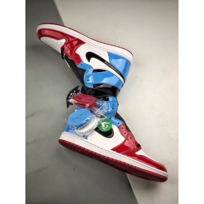 Air Jordan 1 Retro High UNC to chicago Fearless