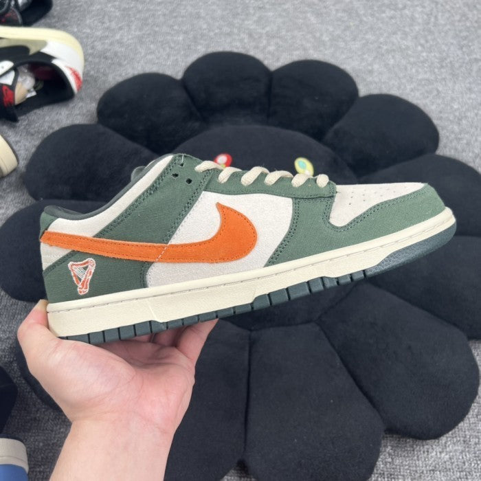 Nike SB Dunk Low Eire