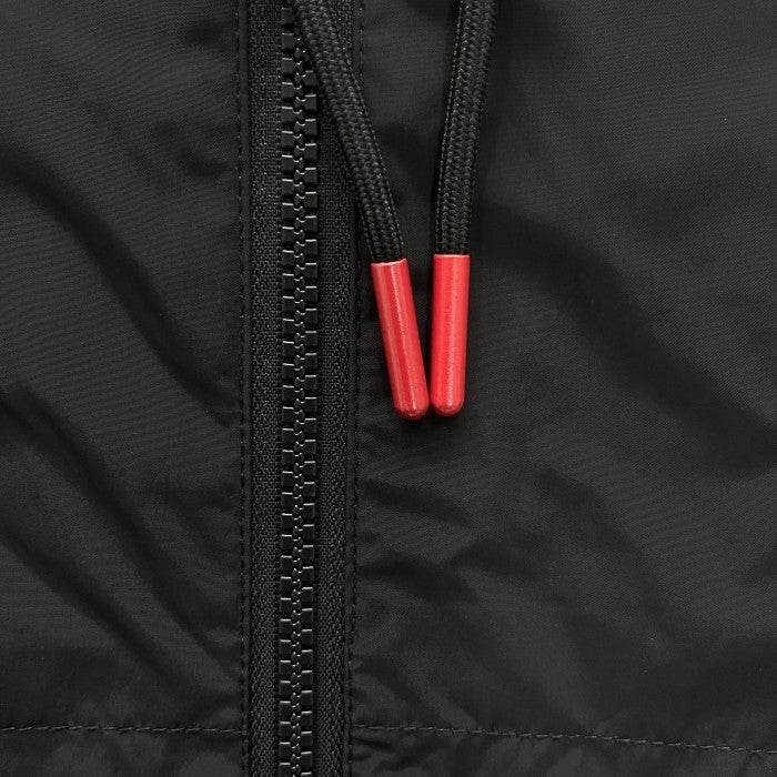 Trapstar Irongate T Windbreaker - Black/Red