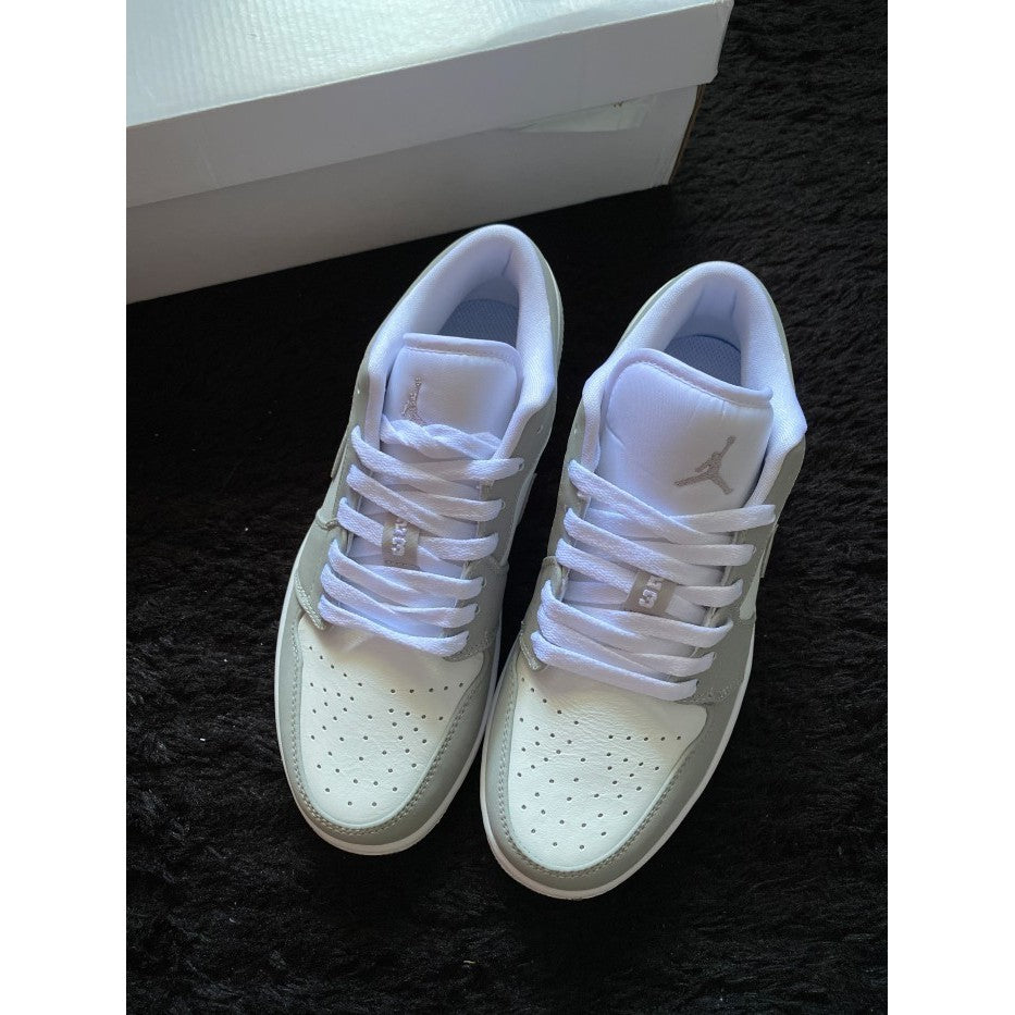 Air Jordan 1 Low Wolf Grey