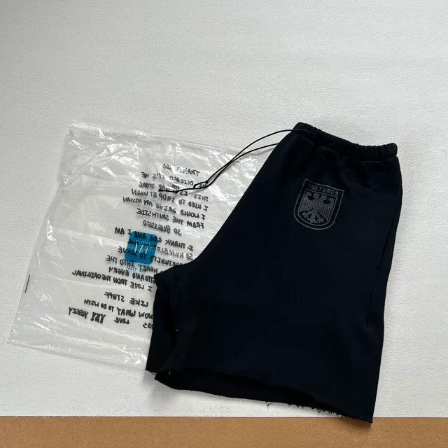 Yeezy Vultures Short Black