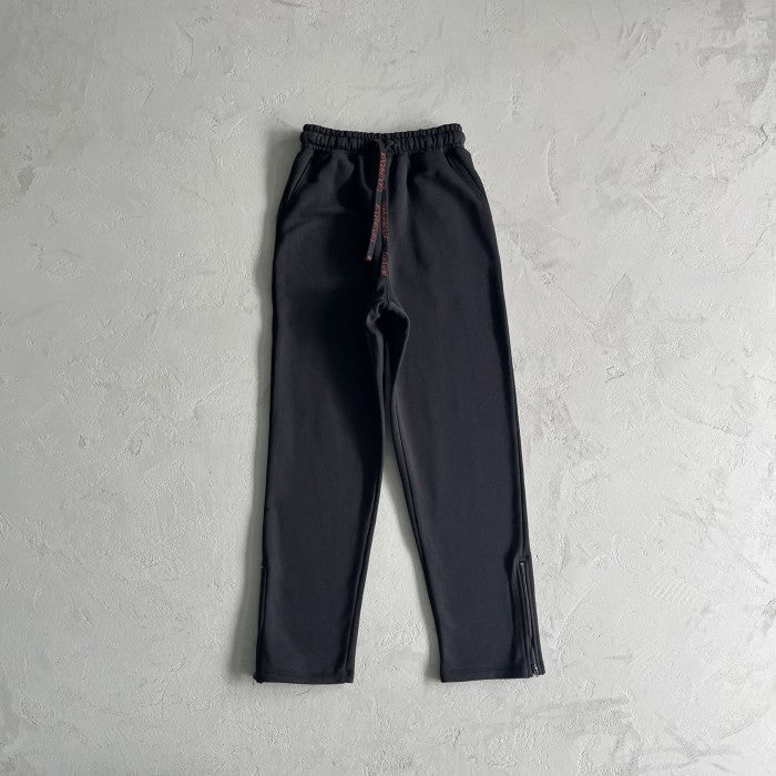 Trapstar Script Zip Through Hoodie Tracksuit - Black/Zinfandel