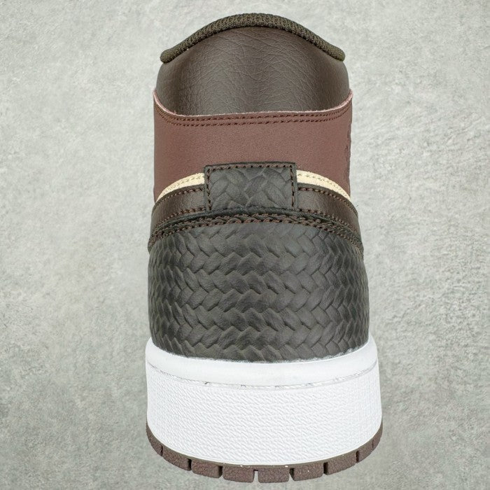 Air Jordan 1 Mid SE 'Paris YMCA' FZ4359‑200