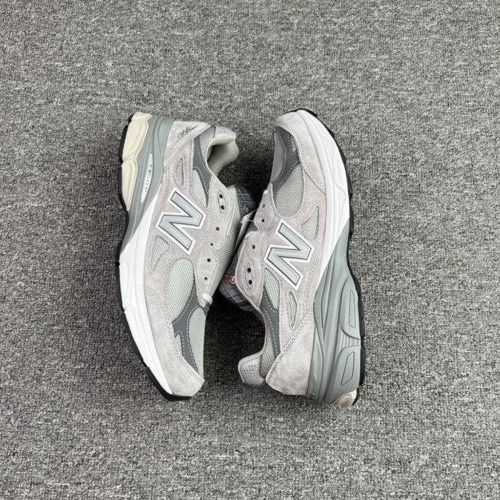 New Balance 990V3 Kith Grey