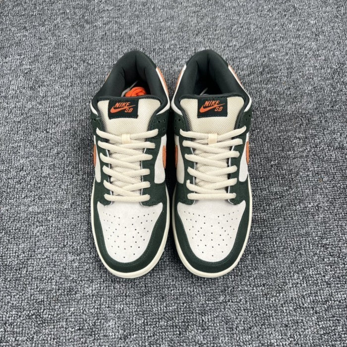 Nike SB Dunk Low Eire