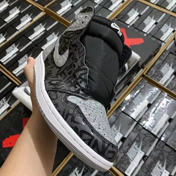 Air Jordan 1 Retro High OG Rebellionaire