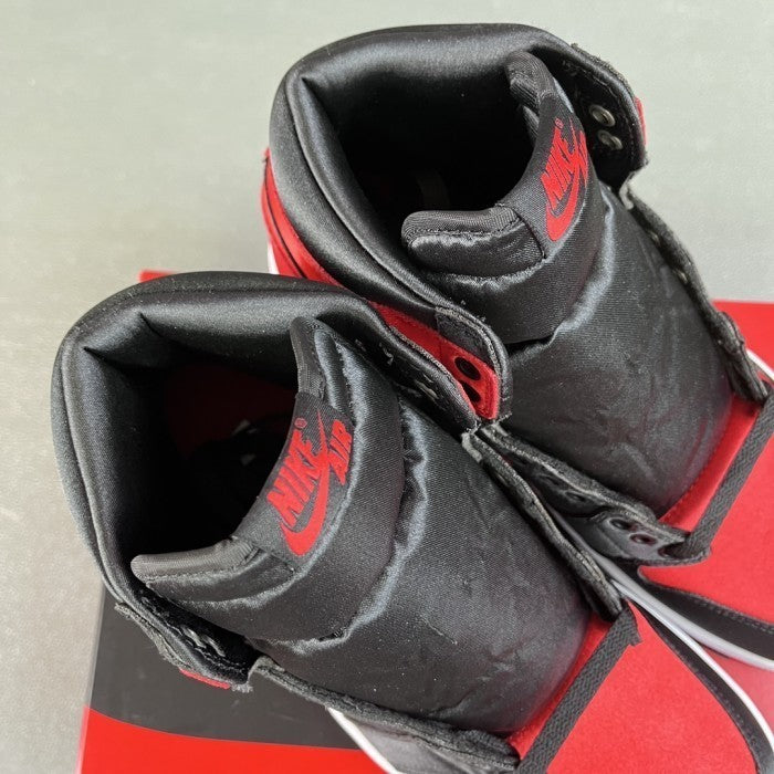Air Jordan 1 Retro High OG WMNS Satin Bred