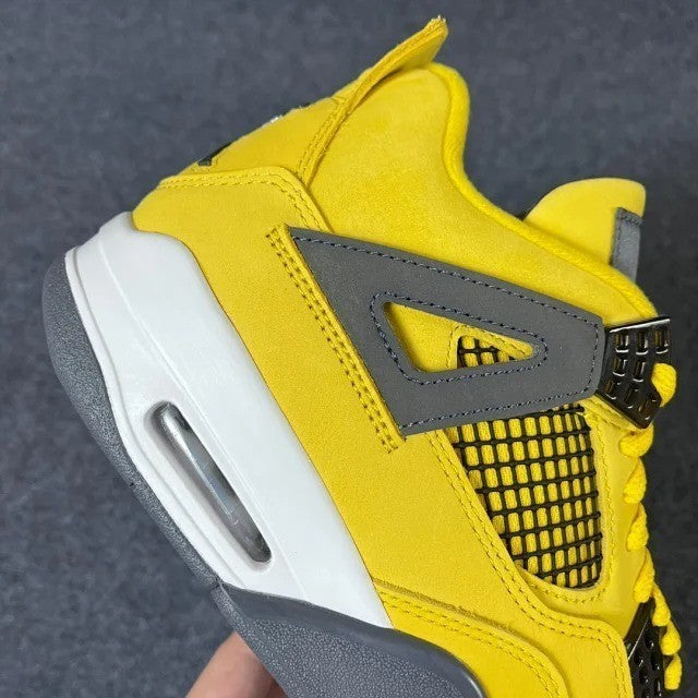 Air Jordan 4 Retro Lightning (2021)