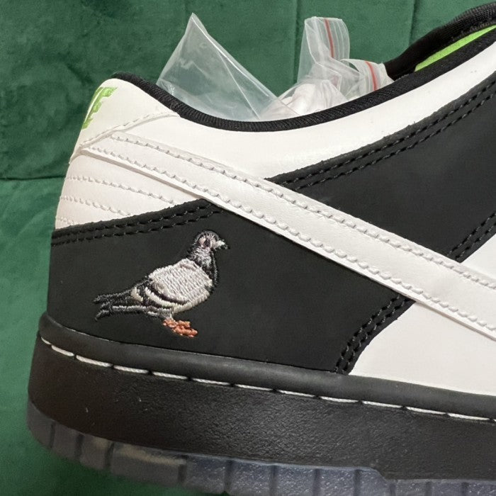 Staple x Nike SB Dunk Low Panda Pigeon - BV1310-013