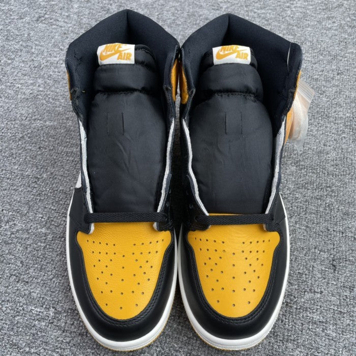 Air Jordan 1 Retro High Taxi