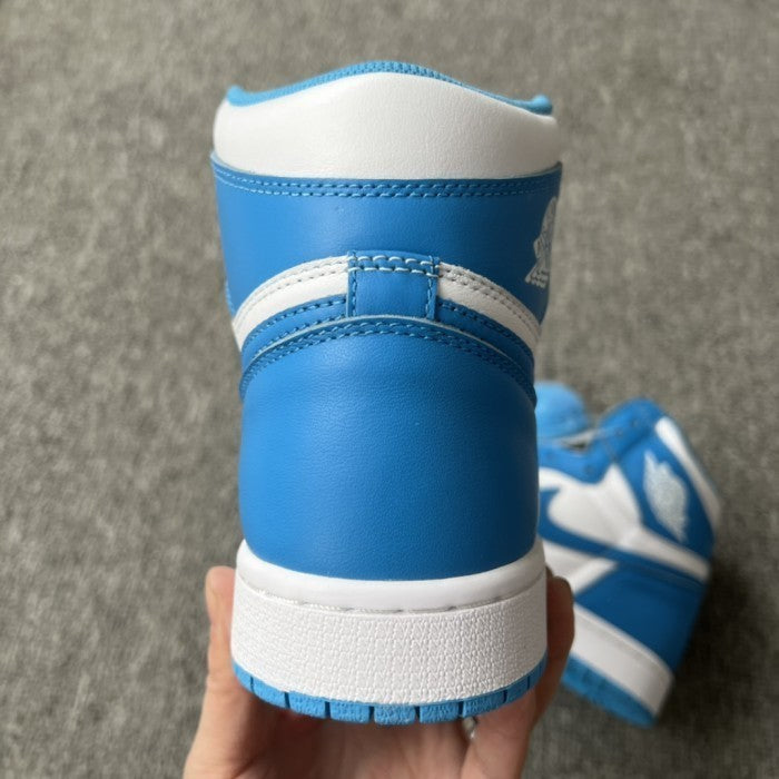 Air Jordan 1 Retro High UNC (2015)