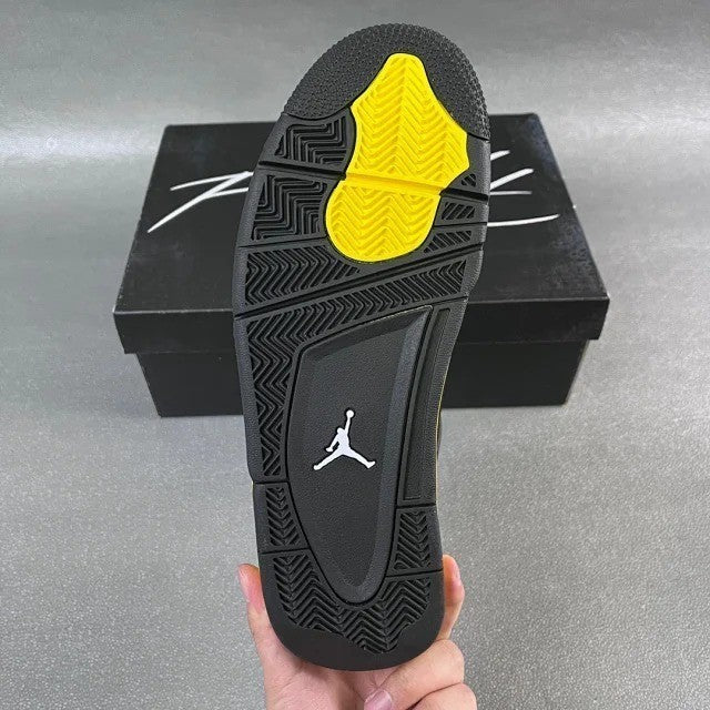 Air Jordan 4 Retro Thunder