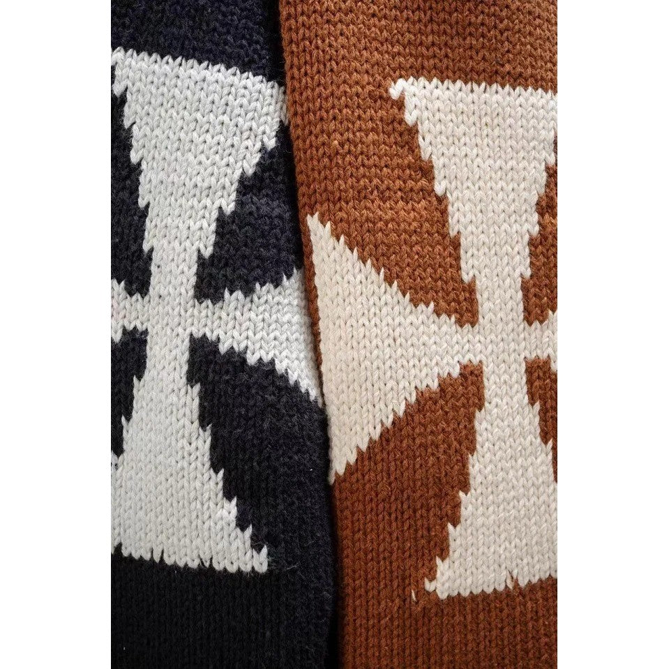 Askyurself - chunky Cross Knit